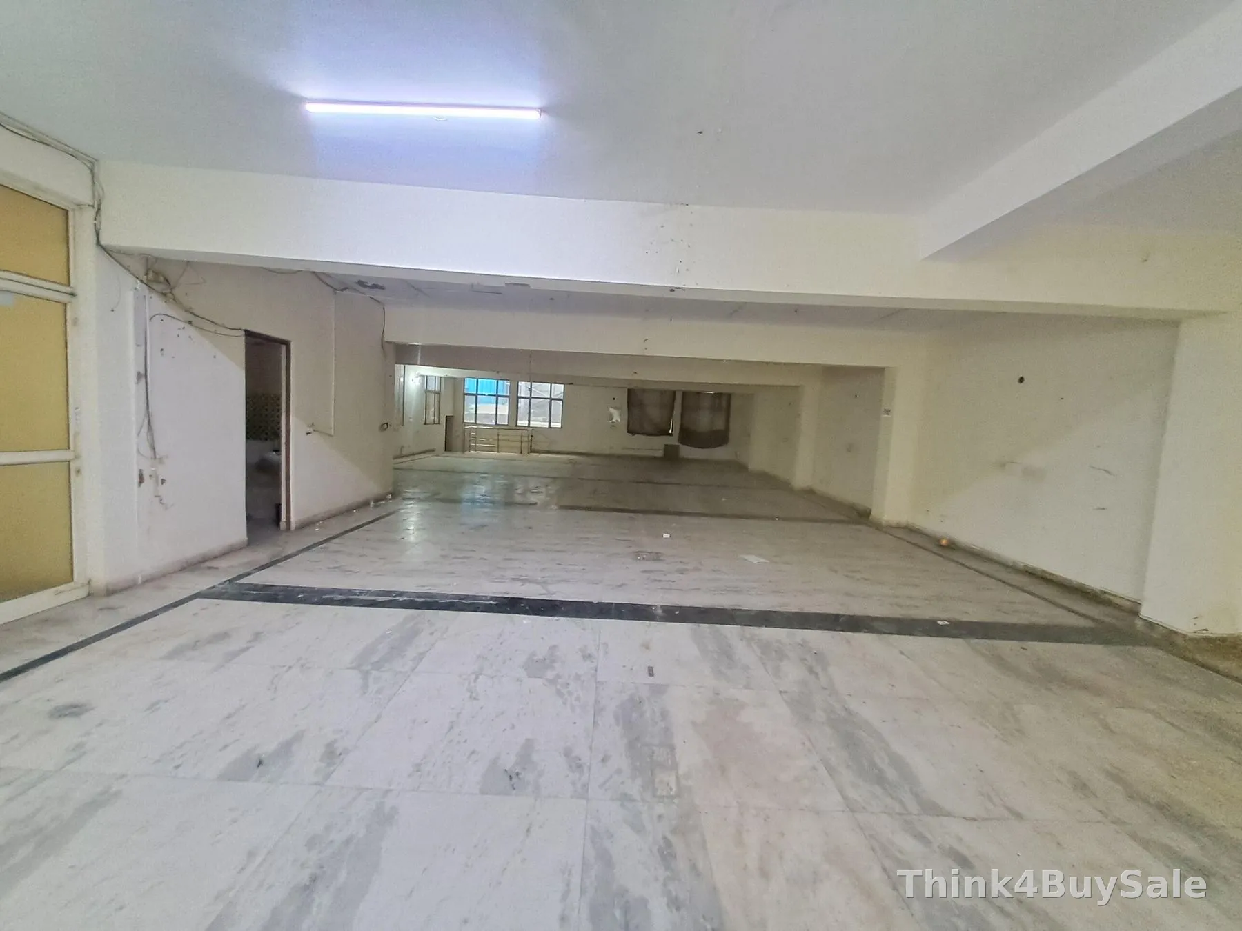 4,680 sq.ft Warehouse for Rent in Sector 63, Noida