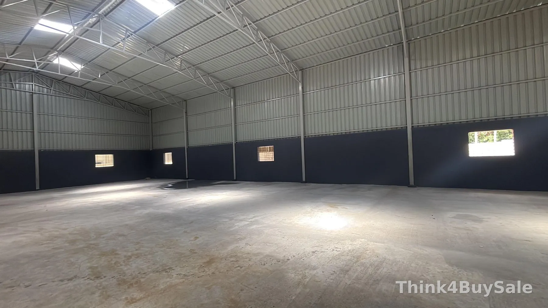 7,500 sq.ft Warehouse for Rent in Sector 63, Noida