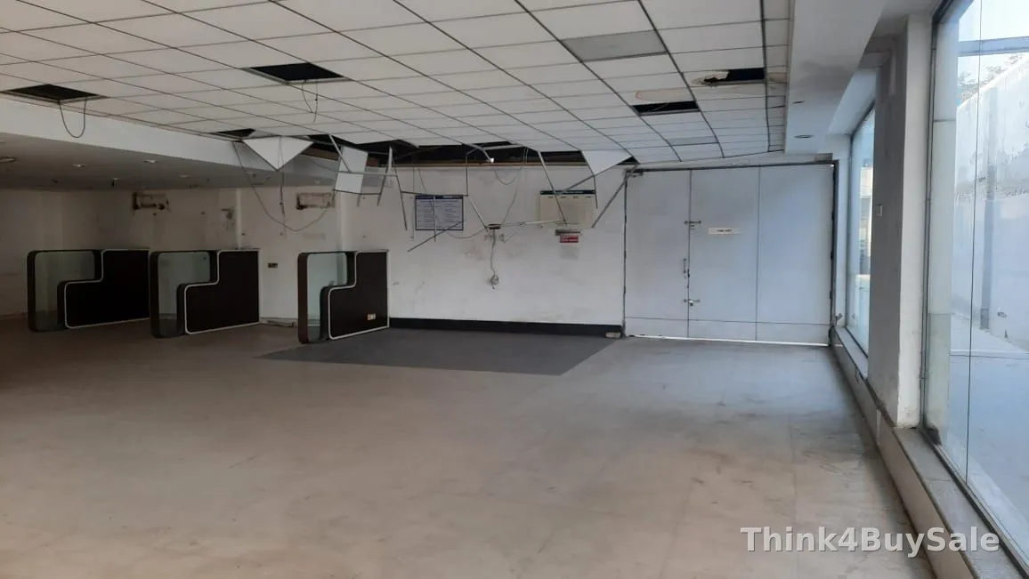 2,200 sq.m Factory for Rent in Sector 63, Noida